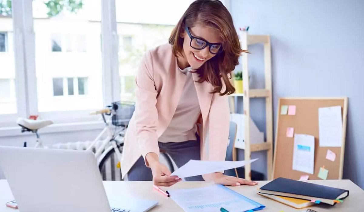 A brief introduction to Executive Assistant Training Programs and Requirements